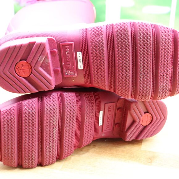 Hunter Rain Boots Original Tall Raspberry Wide Calf - Picture 7 of 7
